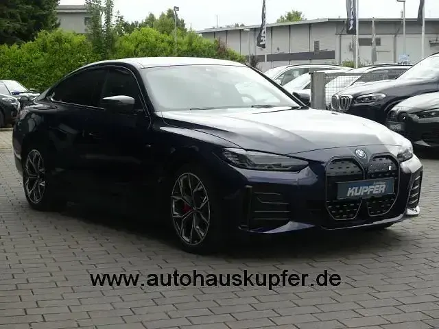 Gebraucht BMW i4 Comfort Edition 250 kW (340 PS) 2024 Blau Limousine