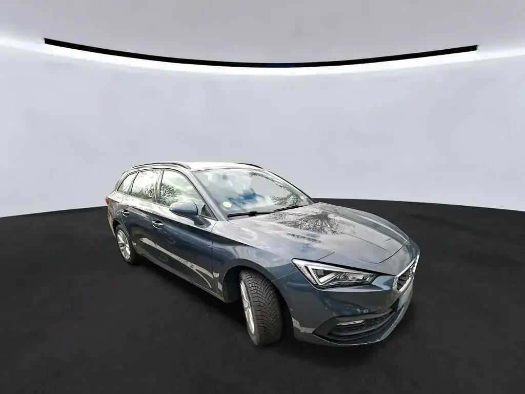 Gebraucht Seat Leon Style 150 PS (110 kW) 2022 Grau Limousine
