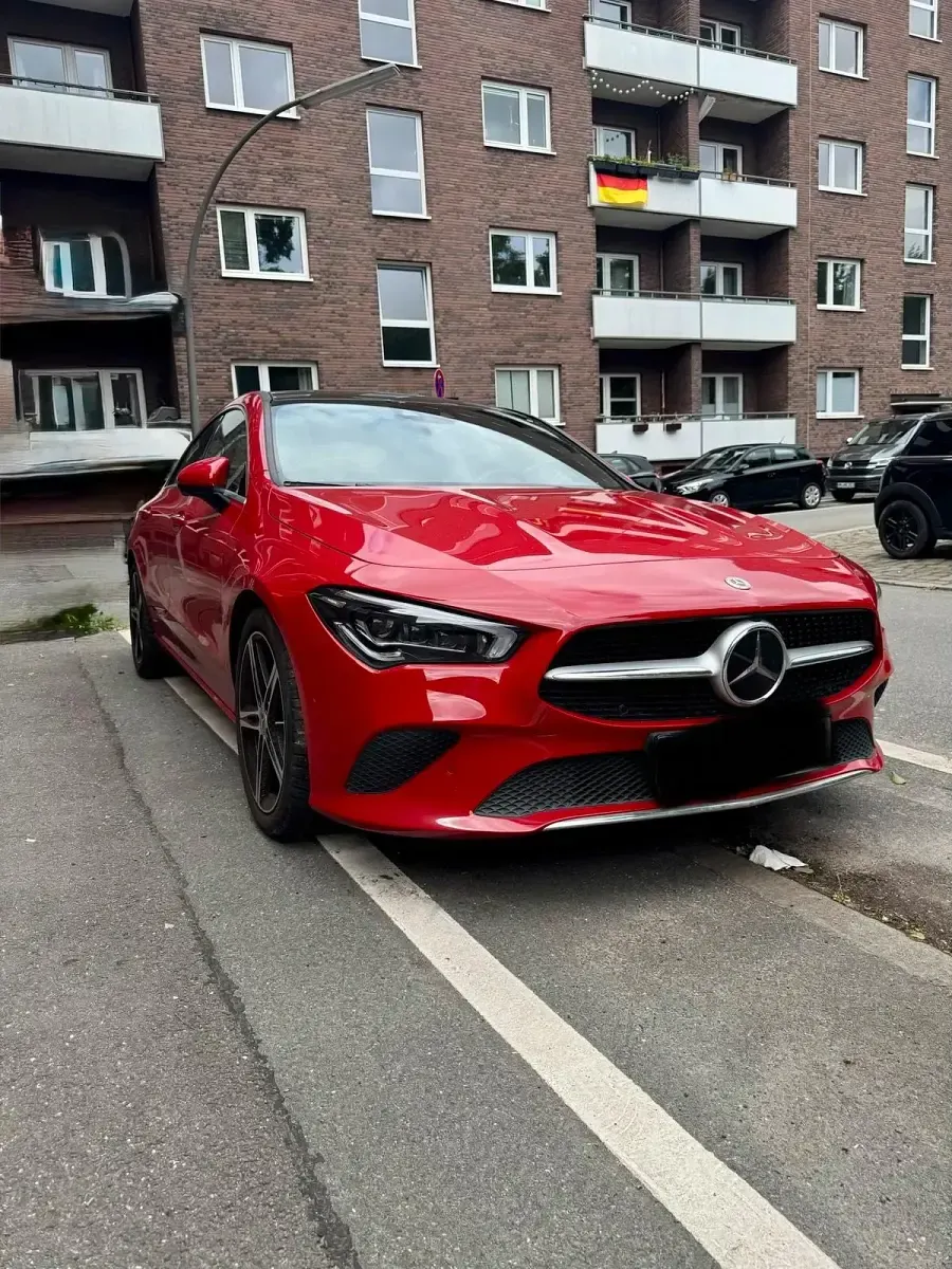 Gebraucht Mercedes CLA180 119 PS (87 kW) 2019 Rot Coupé