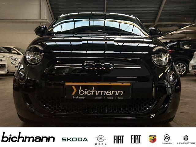 Gebraucht Fiat 500e 86 kW (118 PS) 2023 Schwarz Kleinwagen