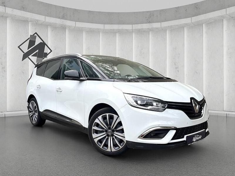Weiss Gebraucht 2022 Renault Scénic IV Van / Kleinbus | 22.990 € (Etwas zu teuer) - Bild 1/4