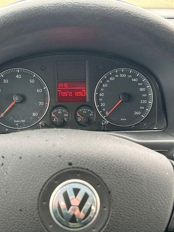 Gebraucht VW Caddy Life 102 PS (75 kW) 2009 Rot Van / Kleinbus