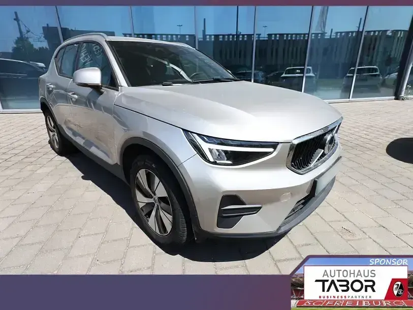 Gebraucht Volvo XC40 Core 129 PS (94 kW) 2023 Beige SUV