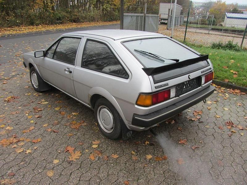 Gebraucht VW Scirocco 69 PS (50 kW) 1982 Silber Coupé