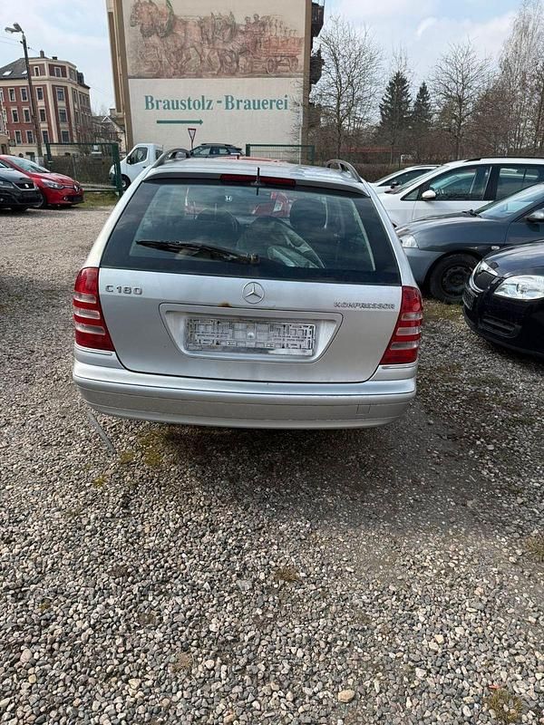 Gebraucht Mercedes C180 143 PS (105 kW) 2007 Silber Kombi