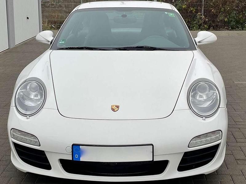 Weiß Gebraucht 2009 Porsche 911 Carrera Coupé | 51.900 € (Superpreis) - Bild 1/4