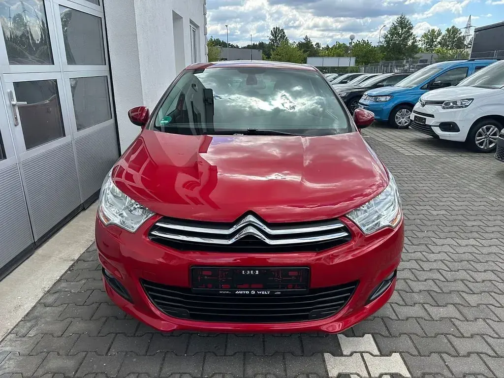 Gebraucht Citroën C4 Tendance 120 PS (88 kW) 2011 Rouge babylone Limousine
