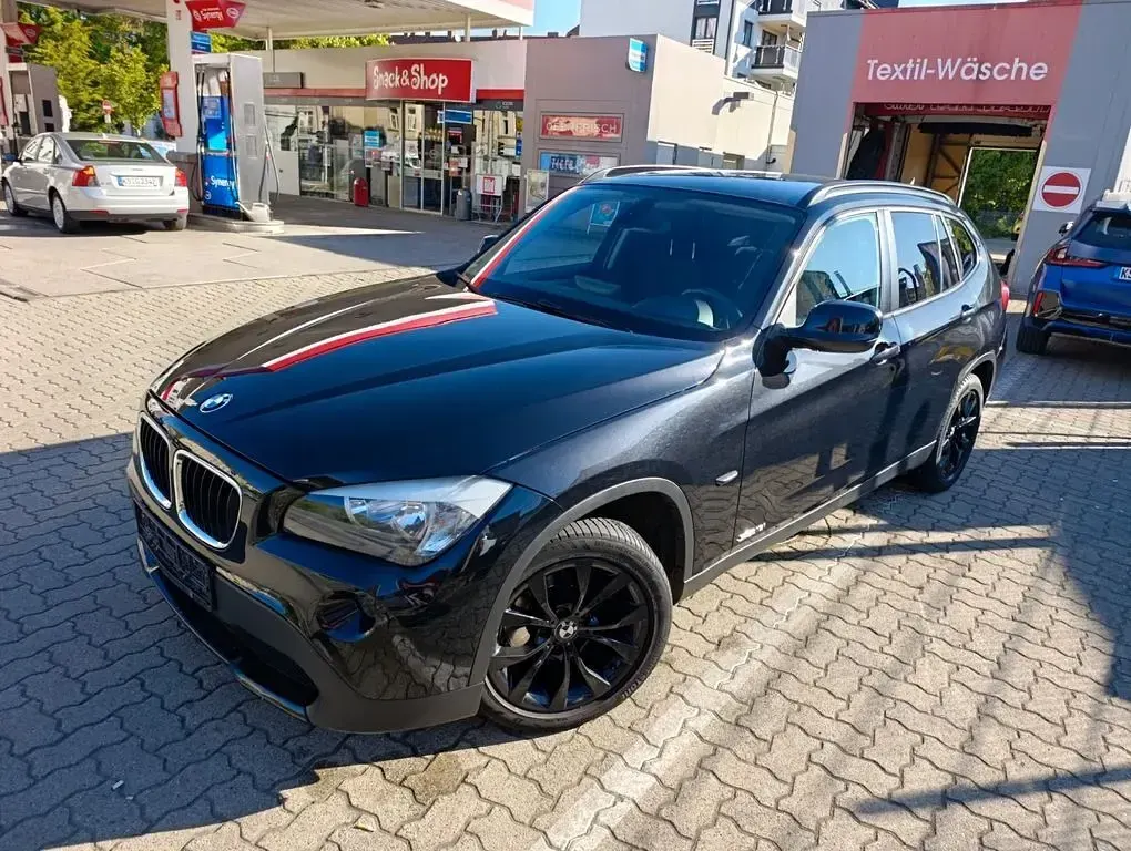 Gebraucht BMW X1 150 PS (110 kW) 2011 Schwarz SUV