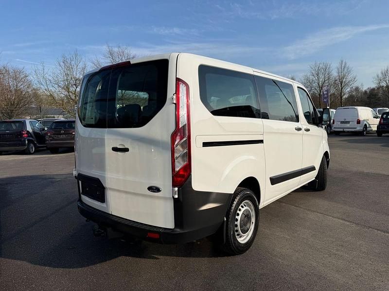 Gebraucht Ford Transit Custom 105 PS (77 kW) 2019 Weiß Van / Kleinbus