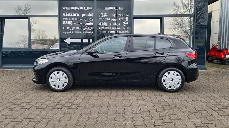 Gebraucht BMW 116 116 PS (85 kW) 2022 Schwarz Kleinwagen