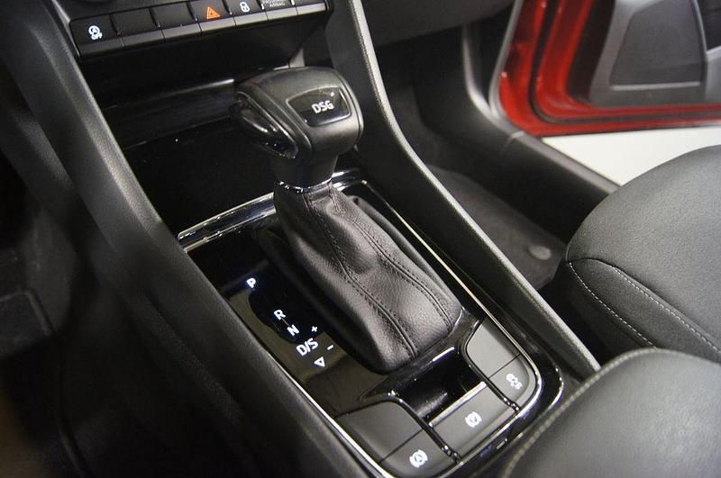 Gebraucht Skoda Karoq Ambition 150 PS (110 kW) 2018 Velvetrot SUV