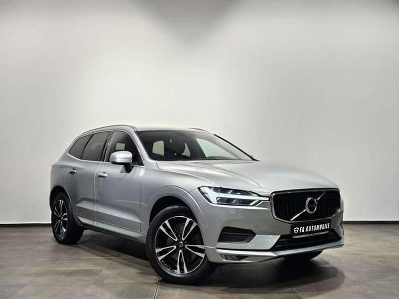 Gebraucht Volvo XC60 Momentum 190 PS (139 kW) 2019 Silber SUV