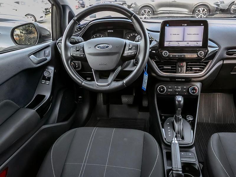 Gebraucht Ford Fiesta Cool & Connect 101 PS (74 kW) 2019 Grau Kleinwagen