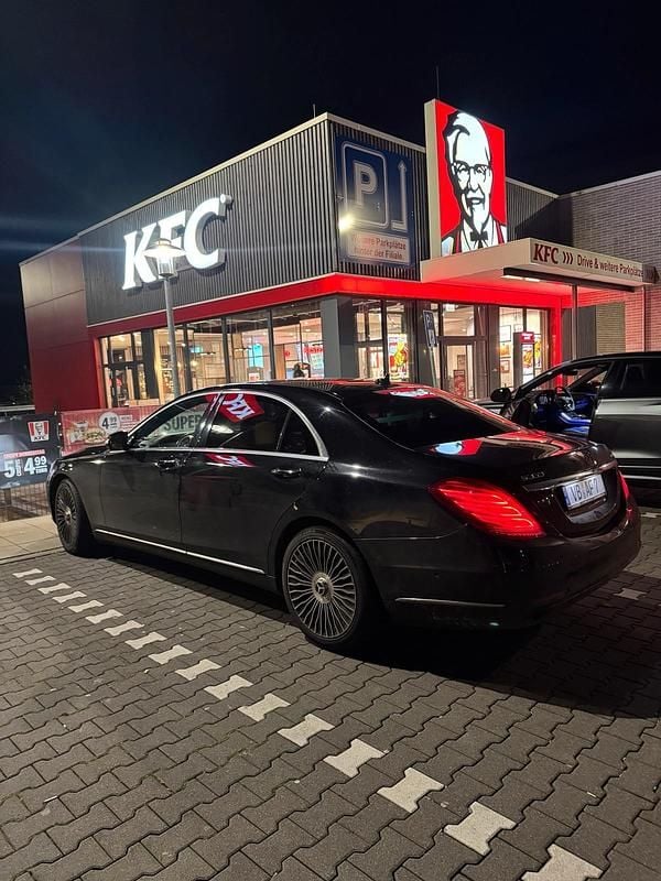 Schwarz Gebraucht 2015 Mercedes S350 Limousine | 21.900 € (Guter Preis) - Bild 1/4