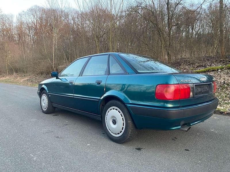 Second-hand Audi 80 133 CP (97 kW) 1993 Verde Berlinǎ