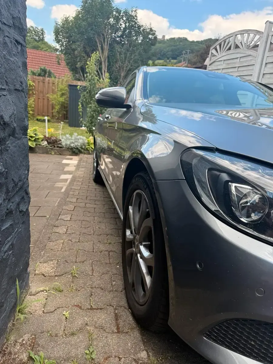 Gebraucht Mercedes C180 156 PS (114 kW) 2017 Silber Limousine