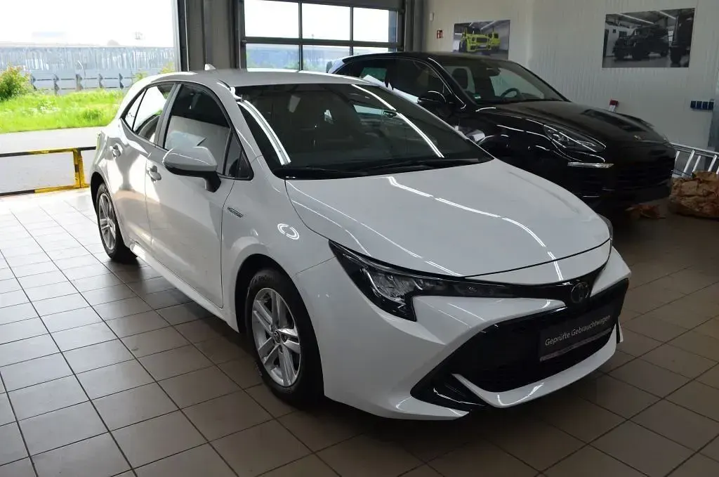 Gebraucht Toyota Corolla Comfort 122 PS (89 kW) 2022 Weiß Limousine