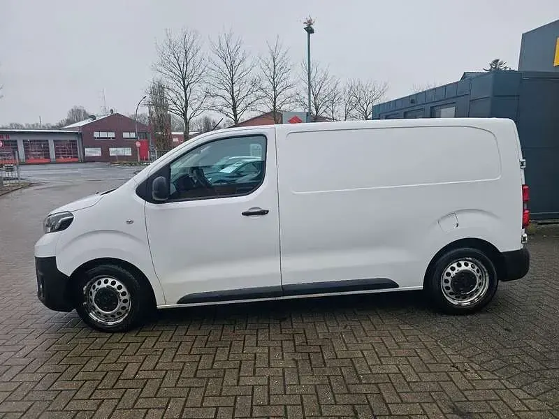 Gebraucht Toyota Proace Comfort 116 PS (85 kW) 2017 Weiß Van / Kleinbus