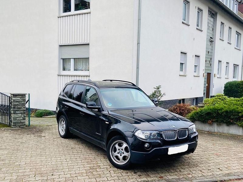 Schwarz Gebraucht 2010 BMW X3 SUV | 5.350 € (Superpreis) - Bild 1/4