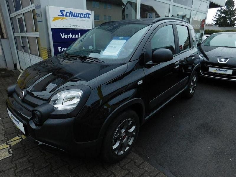Gebraucht Fiat Panda Cross Cross 69 PS (50 kW) 2022 Schwarz Kleinwagen