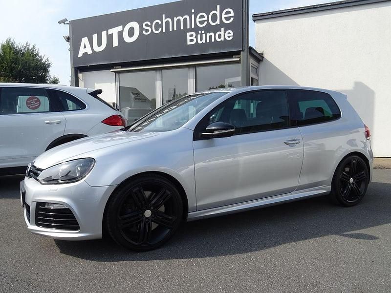 Silber Gebraucht 2010 VW Golf VI R Limousine | 15.900 € (Teuer) - Bild 1/4