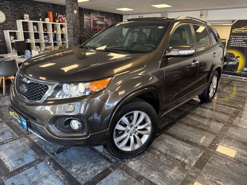 Braun Gebraucht 2012 Kia Sorento Spirit SUV | 8.990 € (Fairer Preis) - Bild 1/4