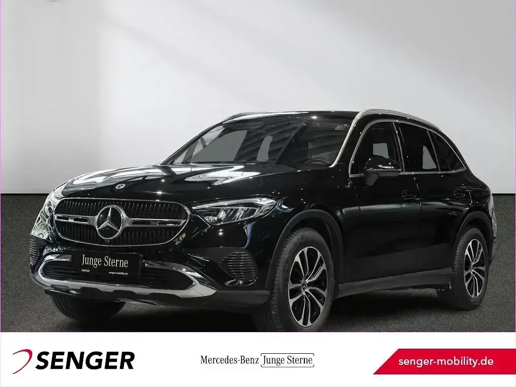 Gebraucht Mercedes GLC200 Avantgarde 204 PS (150 kW) 2024 SUV