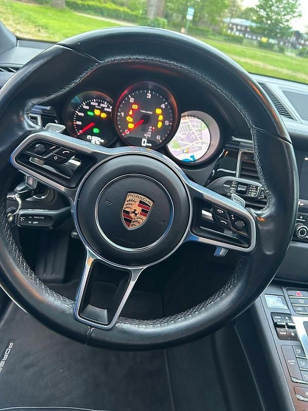 Second-hand Porsche Macan S 258 CP (189 kW) 2016 Alb SUV
