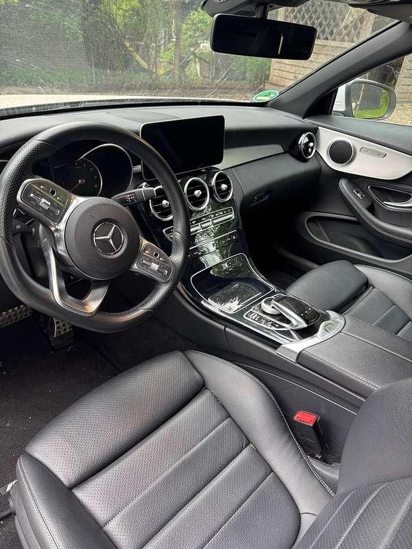 Weiß Gebraucht 2018 Mercedes C180 AMG line Cabrio | 31.000 € (Fairer Preis) - Bild 1/4