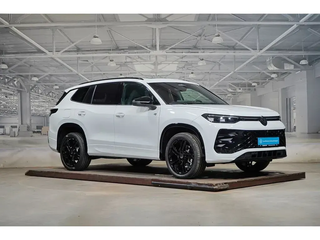 Gebraucht VW Tayron R-line 177 PS (130 kW) 2026 Pure white SUV