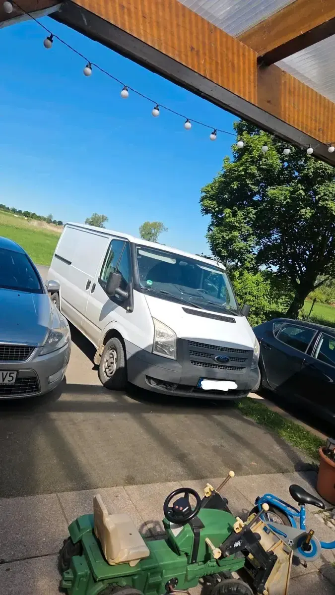 Gebraucht Ford Transit 100 PS (73 kW) 2014 Weiß Limousine