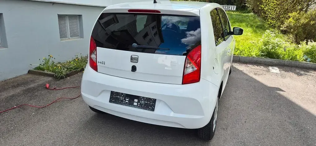 Gebraucht Seat Mii 60 PS (44 kW) 2012 Weiß Kleinwagen