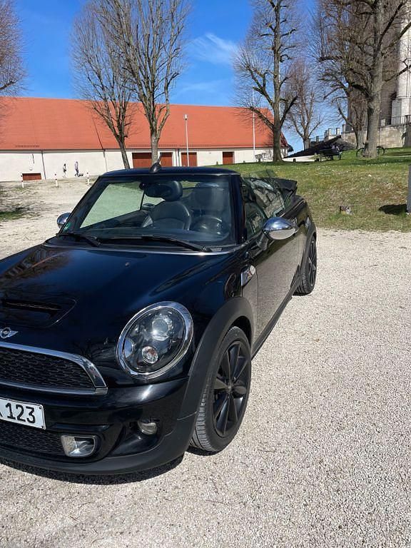 Gebraucht Mini Cooper SD 143 PS (105 kW) 2014 Schwarz Kleinwagen