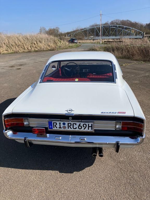 Gebraucht Opel Rekord 106 PS (77 kW) 1969 Weiß Limousine