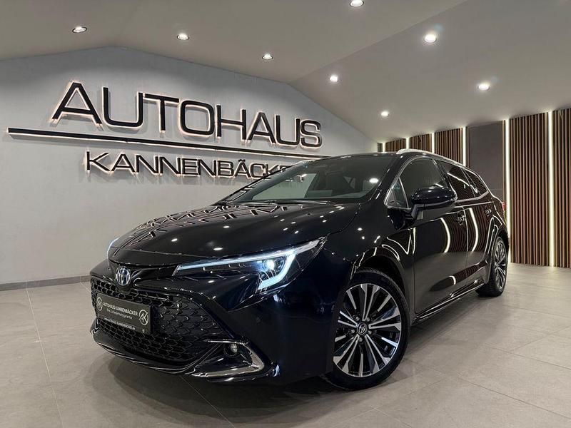 Gebraucht Toyota Corolla Team 196 PS (144 kW) 2024 Schwarz Kombi