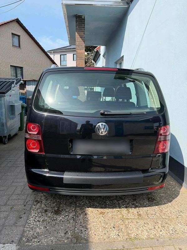 Usata VW Touran 105 CV (77 kW) 2008 Nero Monovolume
