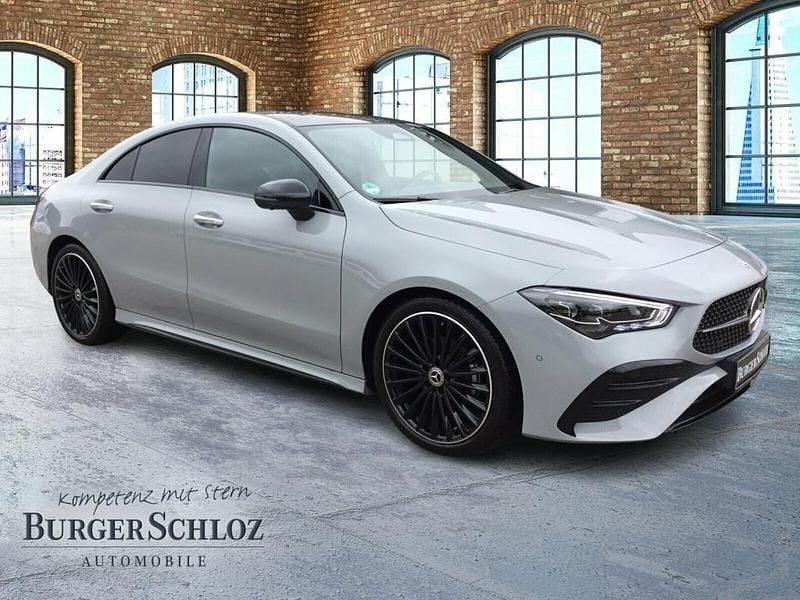Gebraucht Mercedes CLA180 Night 136 PS (100 kW) 2025 Manufaktur lack manufaktur alp Limousine