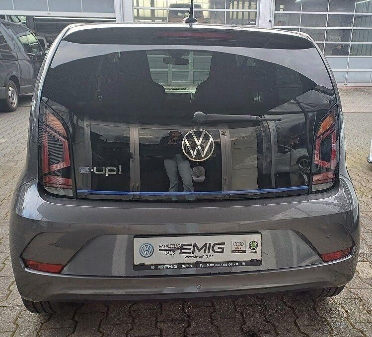 Gebraucht VW e-up! Edition 61 kW (83 PS) 2024 Grau Kleinwagen