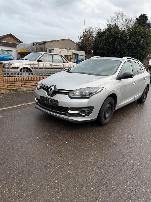 Gebraucht Renault Mégane GrandTour LIMITED 110 PS (80 kW) 2016 Grau Kombi