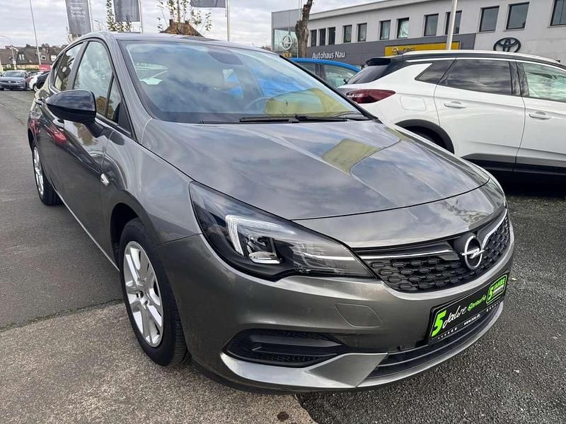Gebraucht Opel Astra Edition 110 PS (80 kW) 2021 Quarz grau Limousine
