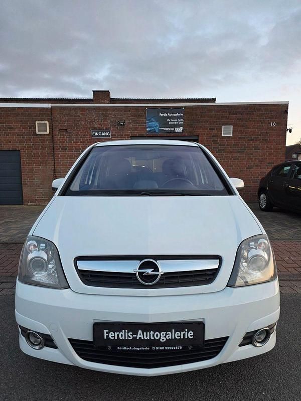 Gebraucht Opel Meriva 125 PS (91 kW) 2009 Weiß Van / Kleinbus