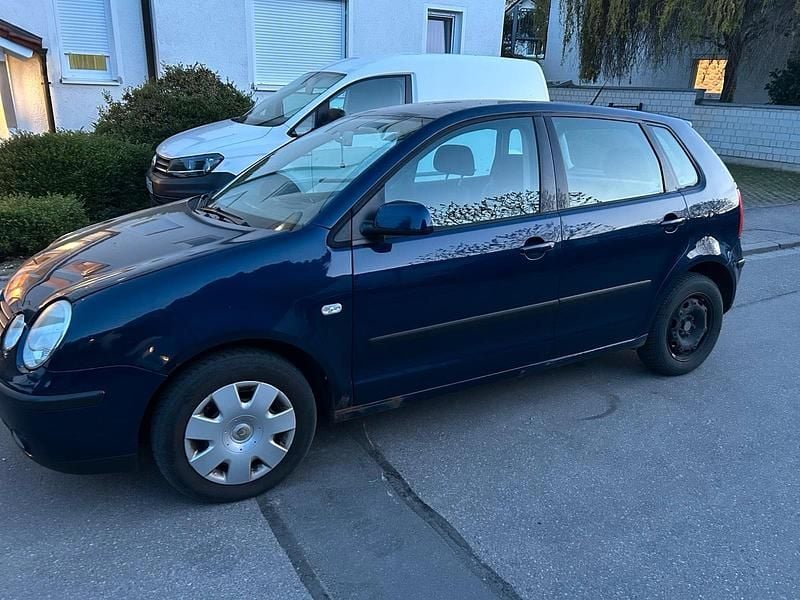 Second-hand VW Polo 2002 Albastru Hatchback