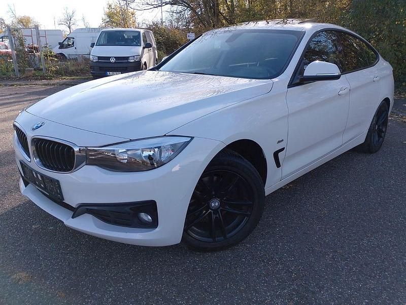 Weiß Gebraucht 2015 BMW 318 Gran Turismo Sport Line Limousine | 14.950 € (Fairer Preis) - Bild 1/4