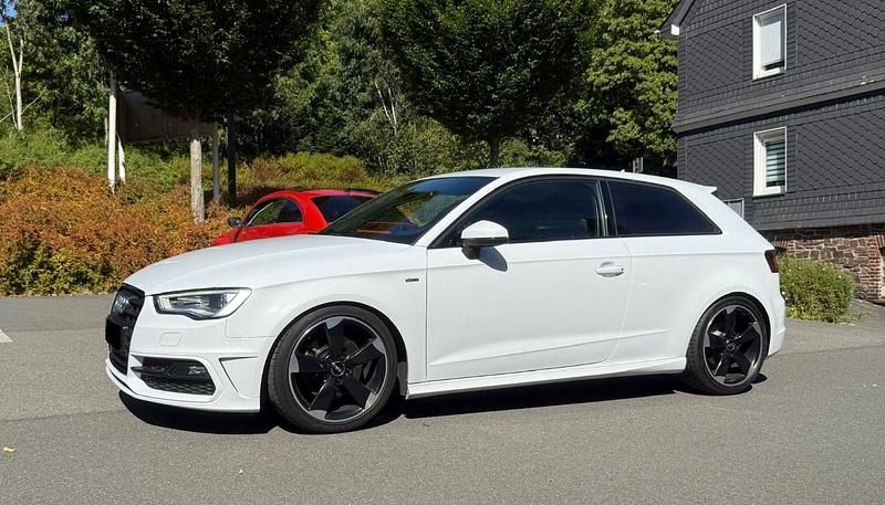 Gebraucht Audi A3 S-Line 179 PS (131 kW) 2014 Weiß Limousine