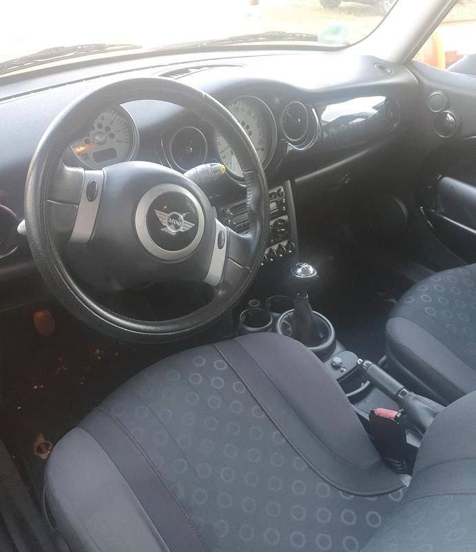 Gebraucht Mini Cooper 66 PS (48 kW) 2005 Schwarz Kleinwagen