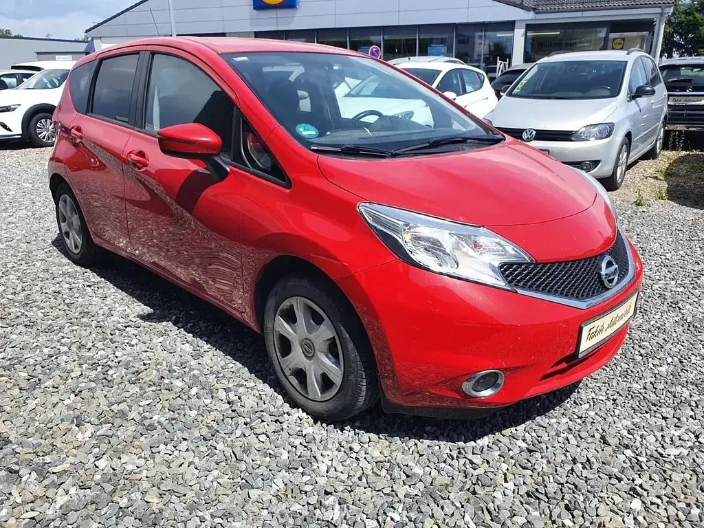 Gebraucht Nissan Note Acenta 90 PS (66 kW) 2015 Rot Kleinwagen