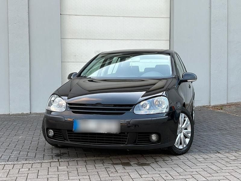 Gebraucht VW Golf V 116 PS (85 kW) 2004 Schwarz Kleinwagen