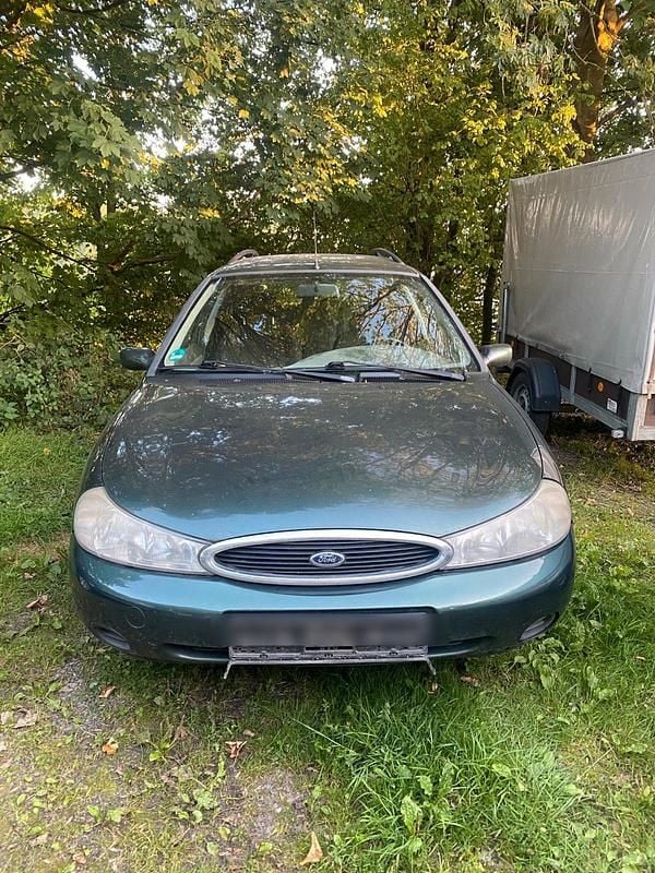 Grün Gebraucht 1999 Ford Mondeo Kombi | 600 € (Superpreis) - Bild 1/4