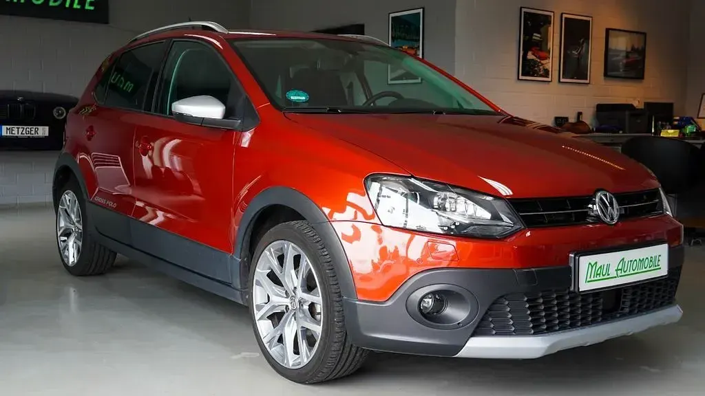 Gebraucht VW Polo Cross 90 PS (66 kW) 2017 Sunsetred Kleinwagen