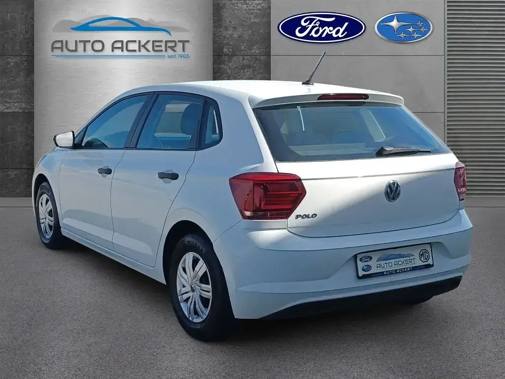 Gebraucht VW Polo Trendline 65 PS (47 kW) 2019 Weiss Kleinwagen